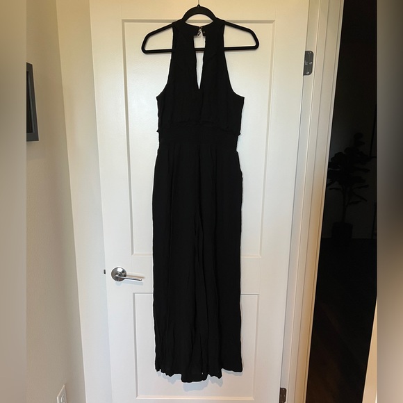 Anthropologie wide leg halter jumpsuit black crepe size L - Picture 3 of 4
